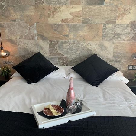 Hotel Riojano Уманес-де-Мадрид Экстерьер фото